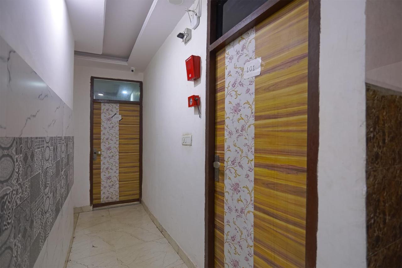 Oyo 28331 Hotel Keshav-A Unit Of Ghaziabad Inn Exterior photo